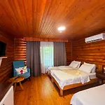 Woodline Hotel 3*