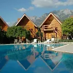 Woodline Hotel